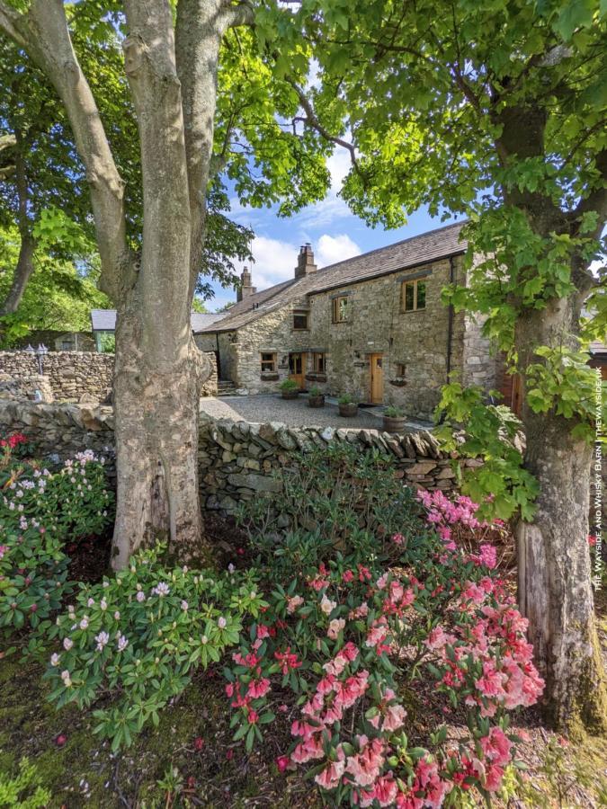 The Wayside And Whisky Barn Whitbeck Exterior foto