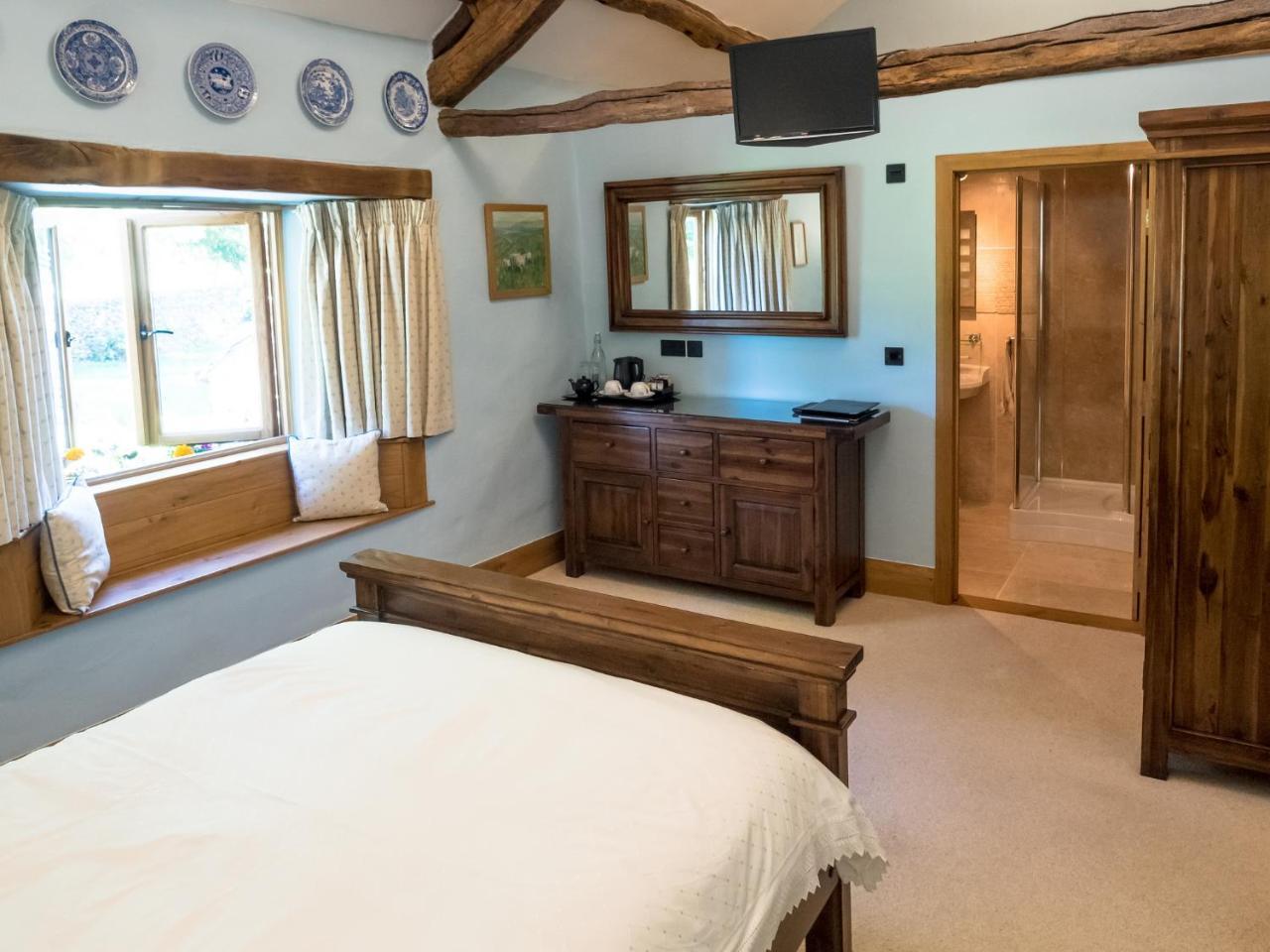 The Wayside And Whisky Barn Whitbeck Quarto foto
